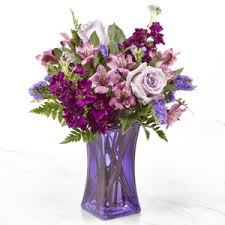 See tripadvisor's 100,046 traveler reviews and photos of san miguel de allende tourist attractions. Diana S Flowers And Gifts The Ftd Purple Presence Bouquet Vase Included Aurora Co 80011 Ftd Florist Flower And Gift Delivery