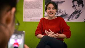 Listen to ofelia fernandez | soundcloud is an audio platform that lets you listen to what you love 9 followers. La Revista Time Destaco A Ofelia Fernandez Entre Los 10 Lideres De La Proxima Generacion Tdf Al Dia