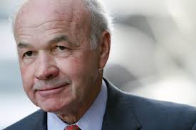 Enron founder Lay dies