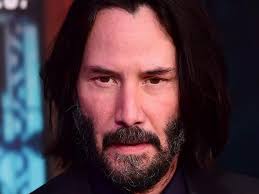 Surprise as Keanu Reeves drops into traditional pub for a meal