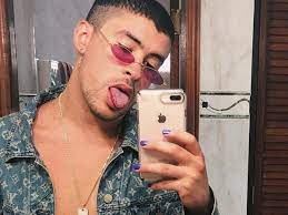 Los Chicos Mas Guapos Con Unas De Colores