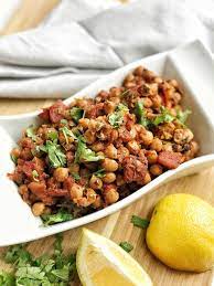 Pakistani Style Curried Chickpeas Happily Hafsa Recipe Pakistani Food Recipes Vegetarian Recipes