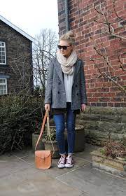 Maroon Converse Chucks Chuck Taylor Low Tops Tennis Shoes Trainers Sneakers Fashion Winter Outfit Inspiration Tennis Clothes