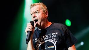 Zahráli jsme dvě písničky a petr si popovídal s mekym. Skupiny Mnaga A Zdorp A Wohnout Budou Mit Spolecny Koncert V Lokti Idnes Cz