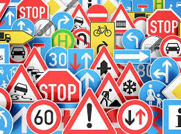 Neue Verkehrsregeln Was Du Jetzt Wissen Musst Wunderweib Verkehrsregeln Verkehr Strassenverkehr