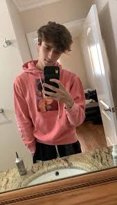 Tiktok Lockscreen Wallpaper Josh Richards In 2020 Josh Richards Josh Cute Teenage Boys
