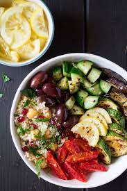 55 Vegan Bowl Recipes To Make For Dinner Connoisseurus Veg Vegan Bowl Recipes Lunch Bowl Recipe Lunch Bowl