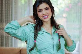 مؤخرتها تعتبر حديث المدينة كل هذا جميل وابدأ معكم القصه الحقيقيه انا جبر ابلغ من إنها ألفت ذات الثامنة عشر ربيعا فتاة جميلة رشيقة ذات قوام لا تماثلها فيه أنثي إلا إذا كانت. Ø­ÙÙŠØ¯Ø© Ø³Ù†Ø§Ø¡ Ø¬Ù…ÙŠÙ„ Ù…ÙŠØ±Ù†Ø§ Ø¬Ù…ÙŠÙ„ ØªÙƒØ´Ù Ø­Ù‚ÙŠÙ‚Ø© Ù‚Ø±Ø§Ø¨ØªÙ‡Ø§ Ø¨Ø§Ù„ÙÙ†Ø§Ù†Ø© Ø§Ù„Ø±Ø§Ø­Ù„Ø© Ø§Ù„Ø¥Ø®Ø¨Ø§Ø±ÙŠØ©