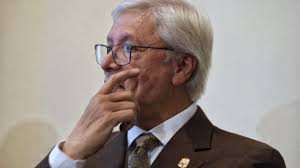 Antes de dejar la gubernatura de BC, Bonilla crea seis notarías para sus  allegados