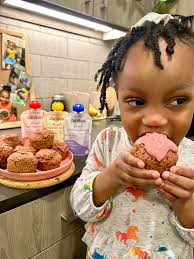 Has anyone made their own food dye? I can't justify the expensive cost of  some of the name brands Red- beet root Orange- carrot powder Yellow-  tumeric Green- spinach powder/matcha Purple- butterfly