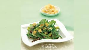 Simak resep salad buah dan sayur sehat dengan bahan sederhana berikut ini! Resep Green Salad