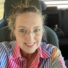 Judy Tinney's Instagram, Twitter & Facebook