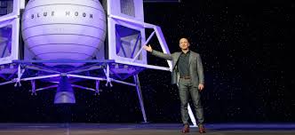 Jul 02, 2021 · в заявления компании virgin galactic сказано, что внеземной полет unity 22 состоится 11 июля, в то время как самый богатый в мире человек джефф безос планировать сделать это вместе с братом 20 июля на. Kak Samyj Bogatyj Chelovek Mira Dzheff Bezos Vlyubilsya V Kosmos I Pochemu Mechtaet Pokinut Zemlyu The Bell