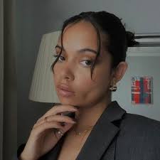 Kay Marie (@kaylamariebustos)