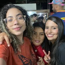 Manuela Brito Ferraz🇧🇷 (@manu_.britoferraz) • Instagram फोटोहरू र  भिडियोहरू