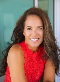 Lisa Vega's Instagram, Twitter & Facebook