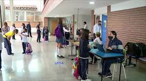 Sin embargo, pueden surgir ciertas dudas a último. Comienza Plan Piloto De Regreso A Clases Presenciales En Colombia Video Cnn