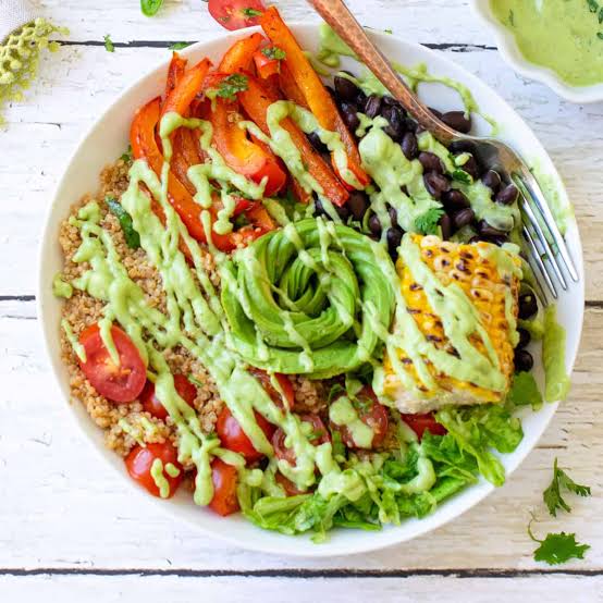 Avocado Black Quinoa Salad (Veg)