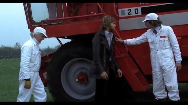 Let Sleeping Corpses Lie Review (Jorge Grau, 1974) - Scream Geeks