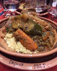 Avec l'annuaire elle à table, retrouvez toutes les bonnes adresses situées près de chez vous. Restaurant Femina Maintenant Mustapha Kachetel Livre Ses Couscous Chez Vous Le Grand Pastis