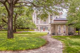 Celebrating the legacy + alumnae of Ashley Hall - CHStoday