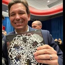 Mitchell Banks's Instagram, Twitter & Facebook