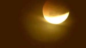 Neuheiten und alte bekannte sorgen für familienspaß und thrill im fahrgeschäftssektor. Nichts Ist So Schon Wie Der Mond Von Wanne Eickel Bochum