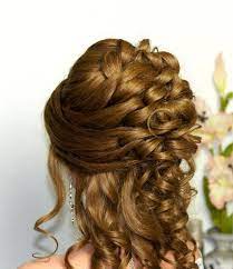 Flechtfrisuren halboffen französischer zopf flechten. Abiball Frisuren Locken Halboffen Haare Straehne Jpg 750 869 Hochzeit