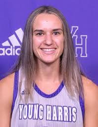 Taylor Greenberg's Instagram, Twitter & Facebook