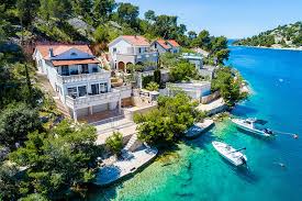 Sie suchen ein ferienhaus in kroatien? Ferienwohnung Mieten Villa Croatia Villa Thea Vermietung Kroatien Dalmatien Insel Brac Ferienhaus Ferien Apartment 4 Sterne Haus Direkt Am Meer Bobovisca Na Moru Privatstrand Komfort Apartment Urlaub Am Meer Appartement Urlaub Kroatien