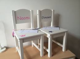 kinderstoel bedrukken met je eigen naam en logo leuke ideeen opbergbox kinderstoel