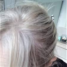 Bien que vous ayez une mèche de cheveux à perdre si vous commencez à perdre de l'épaisseur, il peut être difficile de gérer une abondance de mèches. Blond Cendre Comment Avoir La Couleur De Cheveux Blond Cendre