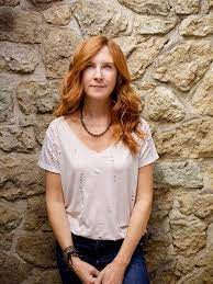 Tabitha soren looks to me now like a redheaded version of my sister. Former Mtv Reporter Tabitha Soren Catches Curves In Lives Of Moneyball Players