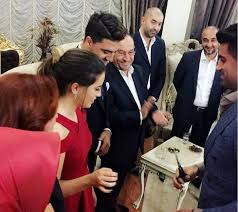 23 mart 1995) orta saha'da görev yapan türk millî futbolcudur. Ozan Tufan Nisanlandi Sayfa 1 Fenerbahce 15 Agustos 2021 Pazar