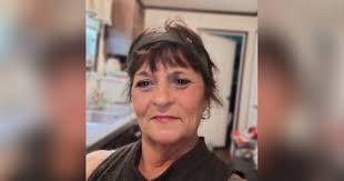 Gina Pike's Instagram, Twitter & Facebook