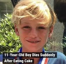 Oakley, 11, ate a piece of cake without giving it much thought.  Unfortunately for him, he didn't know what was inside the cake. He died  almost immediately. 😭😲 Details in comments 👇