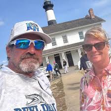 Lena sent you a message 📩 . . This user has viewed your profile