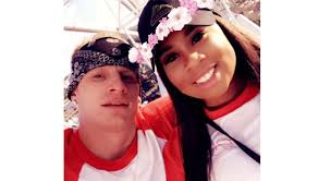 Ladaishia Rew and Sean Thatcher's Wedding Website