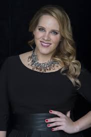 Magyar énekesnő, magyar sztárok, párja, szerelmes, tóth vera. Mindenegybenblog