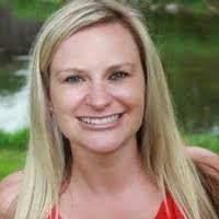 Kristin Brewster's Instagram, Twitter & Facebook