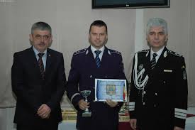 Construita 104 mp), an 2008, teren 210 mp, deschidere 20 m, centrala termica, intabulat, pret vanzare 150.000 eur negociabil Cine Este PoliÅ£istul Anului 2013 La Cluj Foto Stiri De Cluj