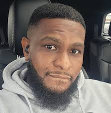 Who would win in a fight between 98 SU and a gorilla?