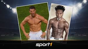 Cr7 announced on the 3rd of july 2010, through his personal twitter and facebook pages, that he had become a father , short after portugal got knocked out by spain, in the south africa world cup 2010. Bessere Physis Als Cr7 Ze Roberto Challenged Ronaldo Sport1 Youtube