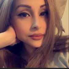 Elisa Galindo's Instagram, Twitter & Facebook