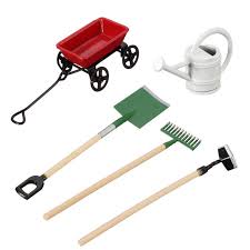 Купи онлайн Направи си САМ Лейка тянущая количка лопата, гребла, градински  инструменти за деца куклена къща миниатюри набор от аксесоари - други ~  Fabrika-Lesno.cam