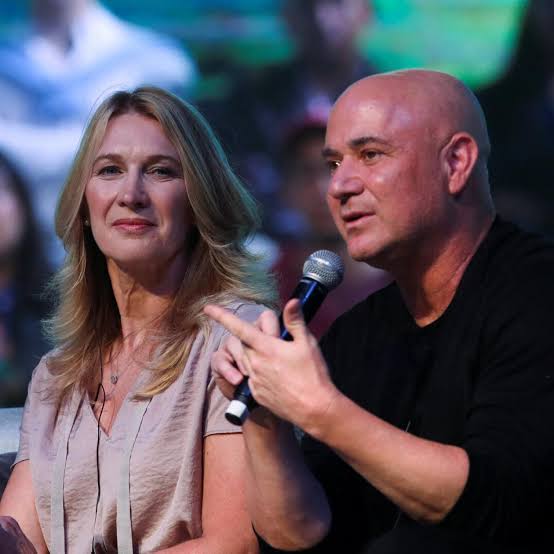Sohn der Tennis-Legenden Steffi Graf und Andre Agassi im Nationalteam |  Kurier