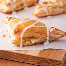 En Etapes Chaussons Aux Pommes Maison 5 Ingredients 15 Minutes Food Yummy Food Apple Recipes