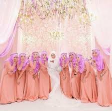 Desain model gaun pengantin muslimah modern terbaru dan juga. 24 Pilihan Warna Baju Bridesmaid Yang Confirm Korang Suka Pesona Pengantin