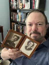 The 80-year-old Wallet from World War 2