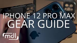 Screen protector is wavy and can scratch affordable price puts this case in the reach of anyone. Moondog Labs Iphone 12